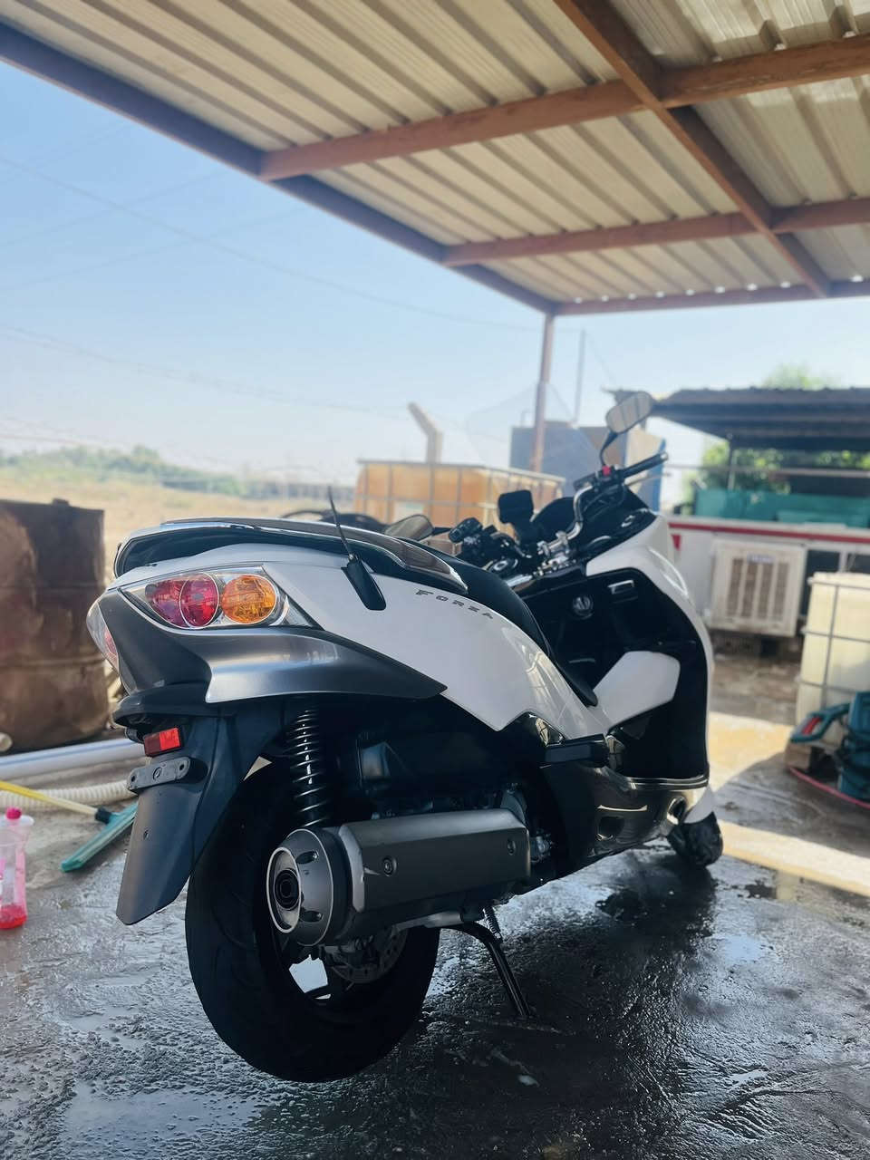 فورزه 0/10صال شهرين من نازله   
يدات تدفه 
معدل 140 
مسجل بلاد  
كفاله عامه  
مكاني كوت حي الحكيم 
السعر خاص وتدلل
***********
***********
