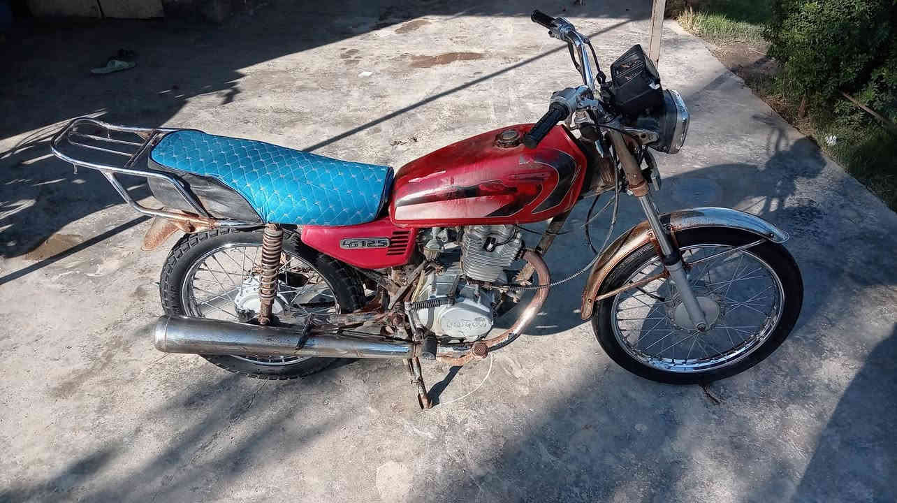 السلام عليكم دراجه ارشه كلك
 للبيع 250 وبيه مجال 

مكان
بابل محاويل
***********
