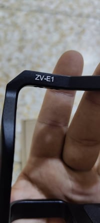 كيج • سوني ZV-E1
