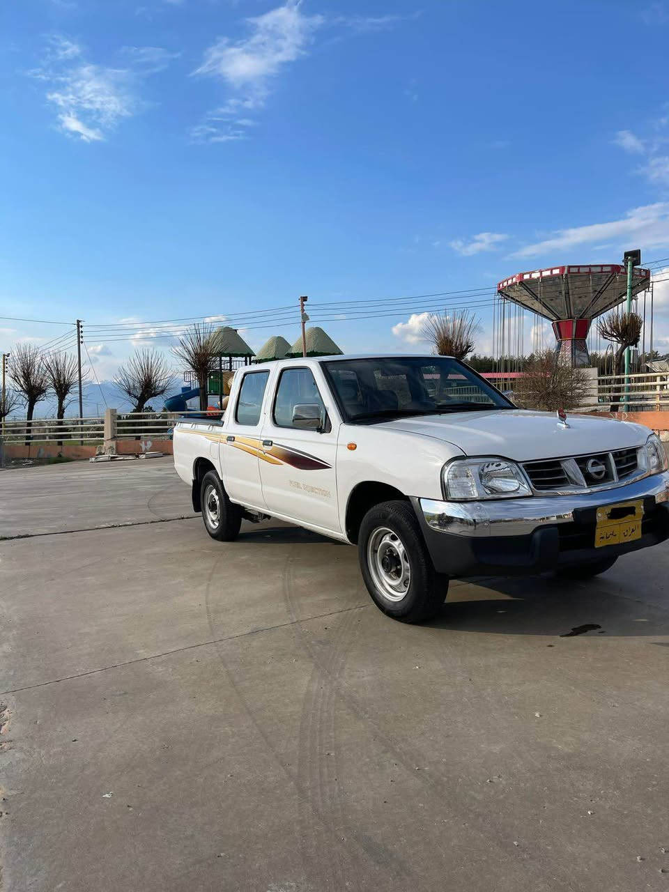 نیسان ٢٠٠٩ 
بەشەرتی گیرو مە کینە و اکسل
سە یارەکە لای سایەق بۆیاغ
سەقفی بۆیاغ 
لە وینە کاندا دیاریم کردووە زەربم لیداوە
سە یارە کە رەقەم سلیمانی سە نە وی تازە بە سەر چووە
٤ تایە لۆک 
نمونە لە جوانی 
مالی دۆستە 
پاشو پیش کە بس 
***********
*********** بشدار, السليمانية
