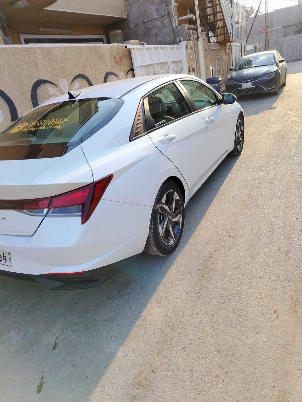 النترا ٢٠٢٣ بغداد بسمي بيضاء محرك ٢٠٠٠ بنزين رقم جديد وارد أمريكي ضرره بنيد فقط لا صبغ ولا معجون فول عدا الفتحه بصمه رادار شاشه تبريد وتدفه كشنات السعر ١٥٥ وبيه مجال مكاني بغداد حي الجهاد الحمدانيه الزراعي مقابل الديوان رقم الهاتف *********** غير متواجد عالفيس
