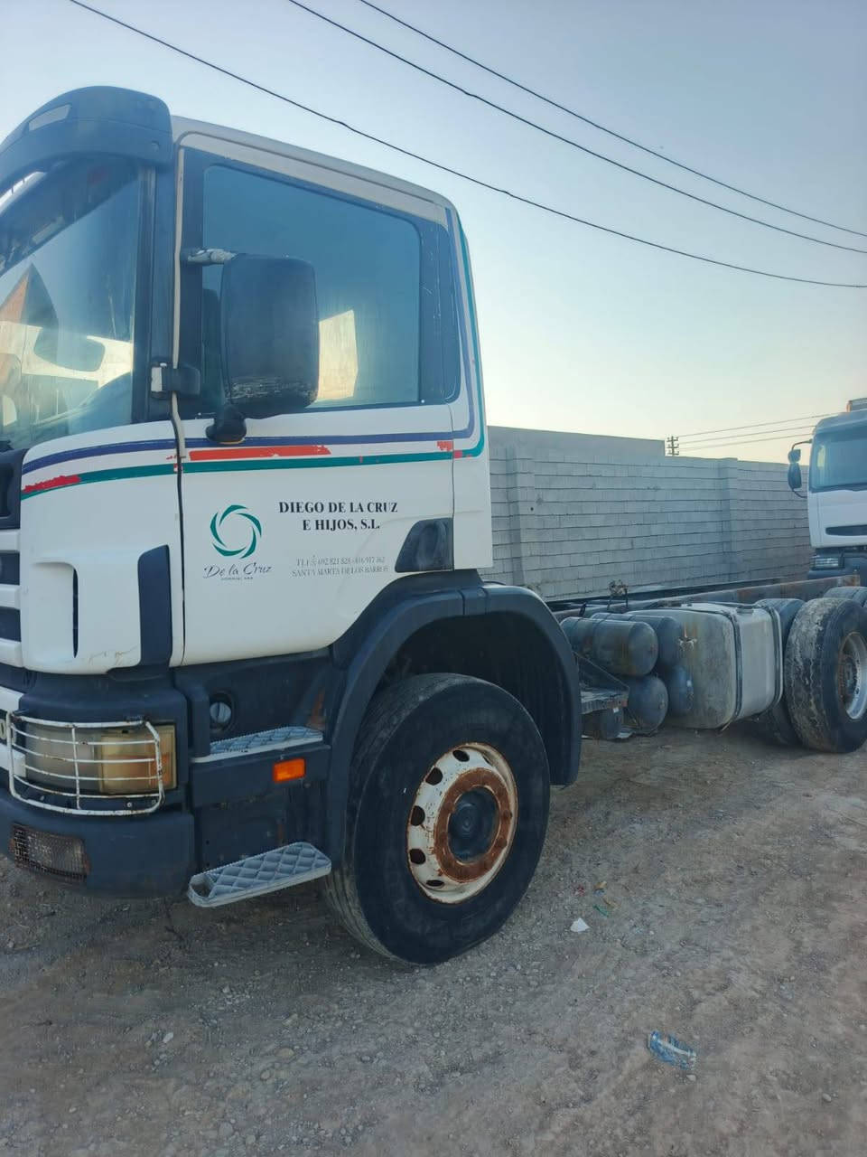 للبيع سكانيه سكس رقم واسط موديل 2003 مكينة سته بم ونوزل الاستفسار  ***********
