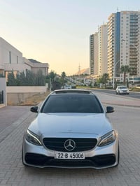 C300 • ٢٠١٧ • فول مواصفات