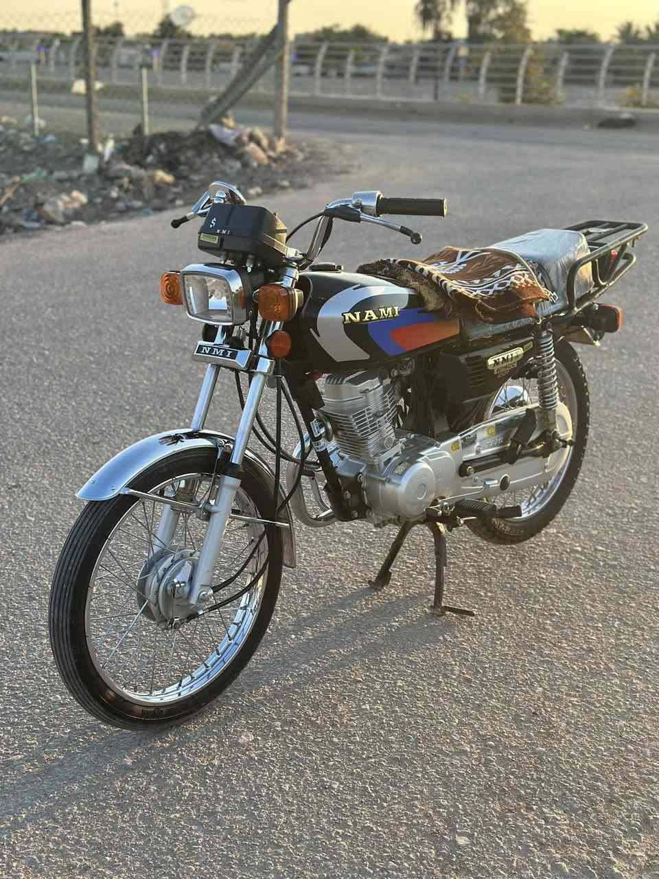 السلام عليكم دراجه نامه شلامجه اصلي موديل 2023 اوراق كامله لون اسود كامله مابيها اي نقص السعر 1350 وبيها مجال مكان بابل سدة الهنديه للاستفسار ***********
