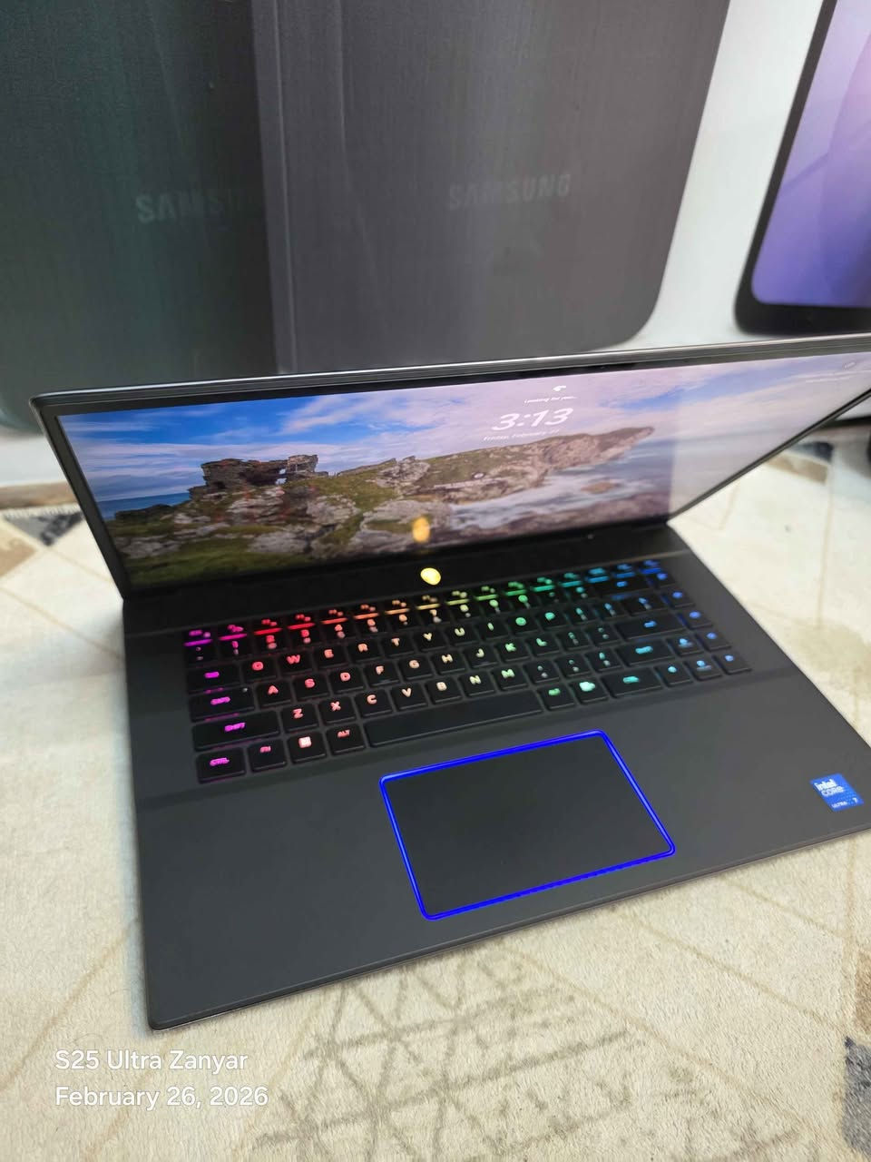 لاپتۆپێکی زۆر بەهێز و ناوازە بۆ هەموو کارێک گونجاوە گرافیک دیزاین ڕێندەر گەیمینگ ئەندازیاری هەرکارێکی تر
ئەم لاپتۆپە زیرەکی دەستکردی تێدایە و زۆر تایبەتە
تایبەت مەندی ئۆڤەر کڵۆکی هەیە کە لە هێزی خۆی زیاترت پێ دەبەخشێت هەروەها تایبەت مەندی فەیس ئایدی هەیە

Alienware M16 R2 Gaming Laptop
Cpu: Intel Core Ultra 7-155H
Ram: 16GB DDR5 5600 mhz
Hard: 1TB PCle Gen4
Screen: 16" 2K 240Hz Dolby vision 
Gpu: RTX 4070 8GB 140W 
Keyboard: RGB perkey 
Tuchpad RGB + Back Logo RGB + power key RGB
Face id السليمانية, العراق


**إذا كنت صاحب هذا الإعلان وتريد حذفه لأي سبب، رجاءا أرسل رسالة إلى الدعم الفني**