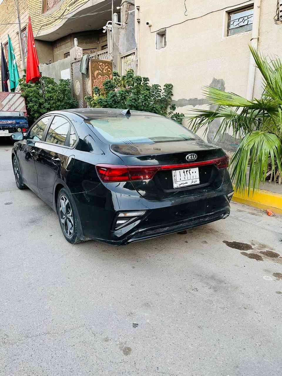 سلام عليكم KIAفورتي 2021فول عده لفتحه مكينه 2000 كفاله مكينه وكير سياره وارد امريكي دخول معوقين 8اشهر وتصير حره حادث لسياره جاملغ خلفي فقط سعر 115وبيها مجال حك لجيه :لهاتف***********
