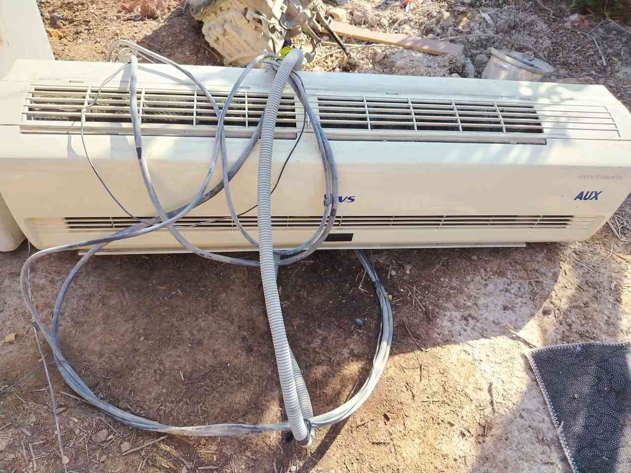 سبلت نوع AUX طنين للبيع السعر 200 عوزه بس غاز وتنظيف  ابيعه فحم عمارة, ميسان


**إذا كنت صاحب هذا الإعلان وتريد حذفه لأي سبب، رجاءا أرسل رسالة إلى الدعم الفني**