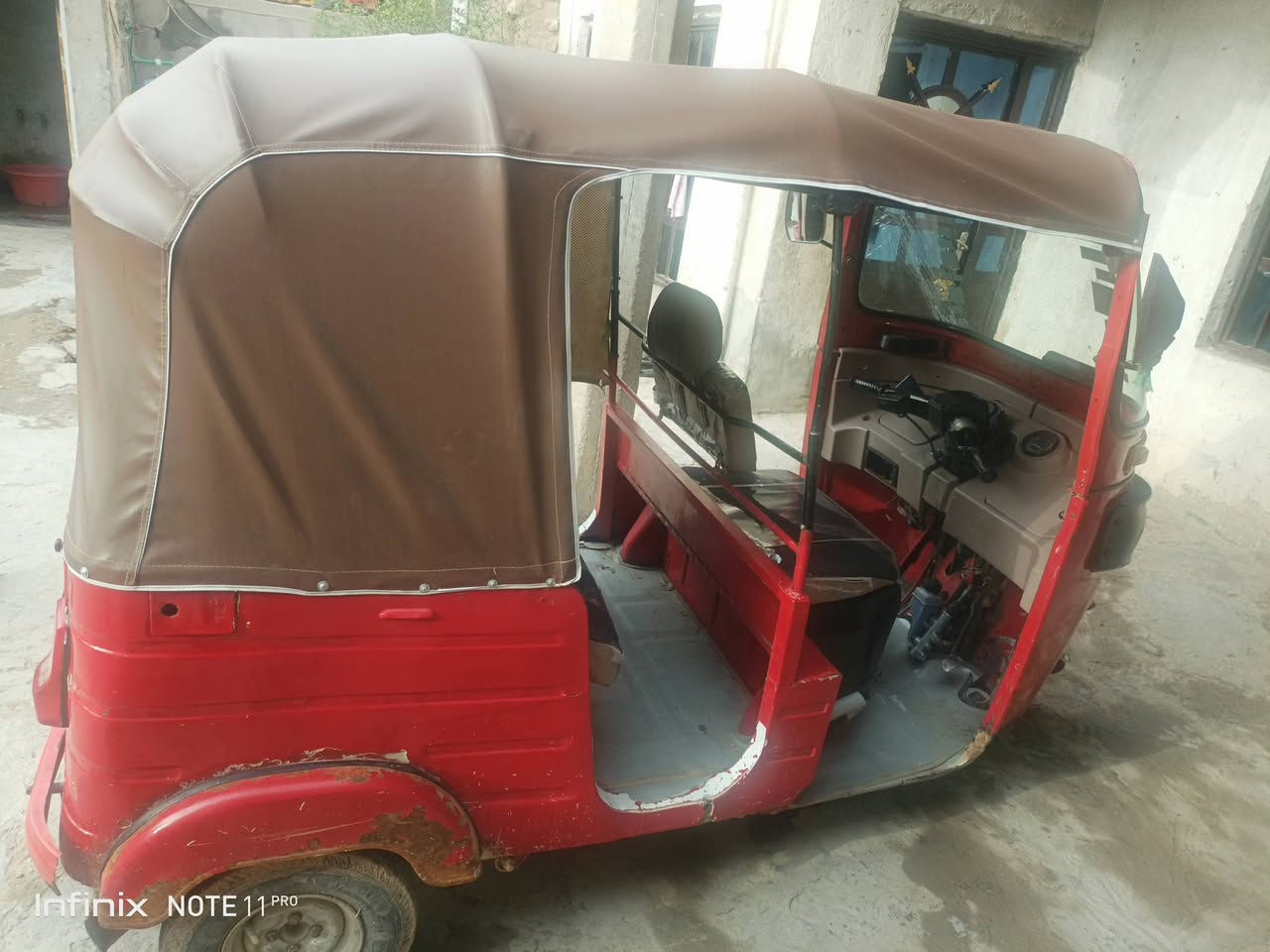 سلاام عليكم تكتك 17مكينه عشرين جديده مكاني نهروان سعر اربعه وربع وبيه مجال اوراق كامله المصطفى ***********
