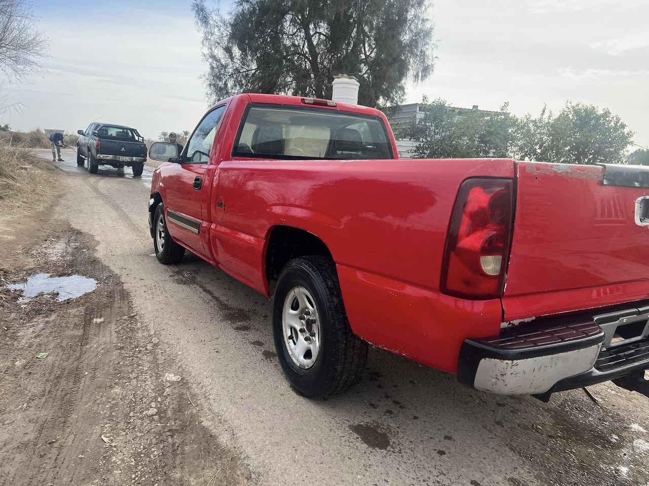 السلام عليكم
للبيع شوفرليت سلفرادو
مزاد الدفاع المدني
السيارة كتابهة باسمي

موديل//2004
كير مكينة كفالة✅👍
السعر ٦٥$/وبيهة مجال بسيط

للتواصل//***********
+واتساب📞
