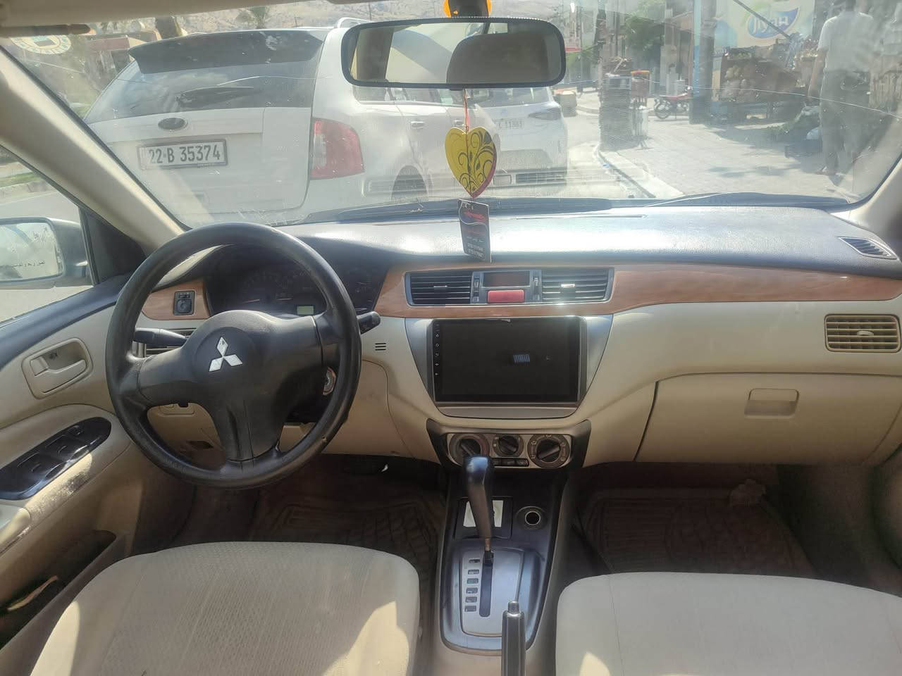 لانسەر مۆدێل 2007 مەکینە گەورە ی بیلاد 
حیزام سبوخ بێ لیدراو جەمپێکی خەفیفی دواوەی هەیە
سەنەوی بەناوی خۆمە تا کۆتای 2029 نوێیە تەبرید و گێڕ و مەکینە بە شەرت67 گەڵا و معامەلە ی کەم 
شوێن کۆیە *********** كويسينجاك, أربيل
