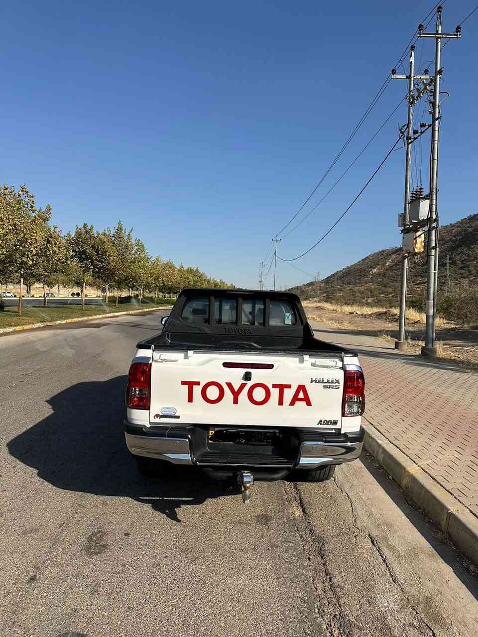 رقم دهوك شركة جيهان اصلي
_________________________

مواصفات

__________

 

كير اوتوماتيك + عادي 

تحكمات ستيرن جهتين

حساسات خلفيه 

كاميرا خلفيه

قطعتين تبريد خلفي

فوريل 4X4

حجم محرك 2700

فيش خلفيه لسحب الكرفانات

السيارة جديدة بمعنى الكلمة ماشية 153الف سونر للسيارة موجود ضمن المنشور    

سعر275 

____________________________

مكان السيارة دهوك 

الاستفسار وتفاصيل اكثر على الاتصال (***********)

***********
