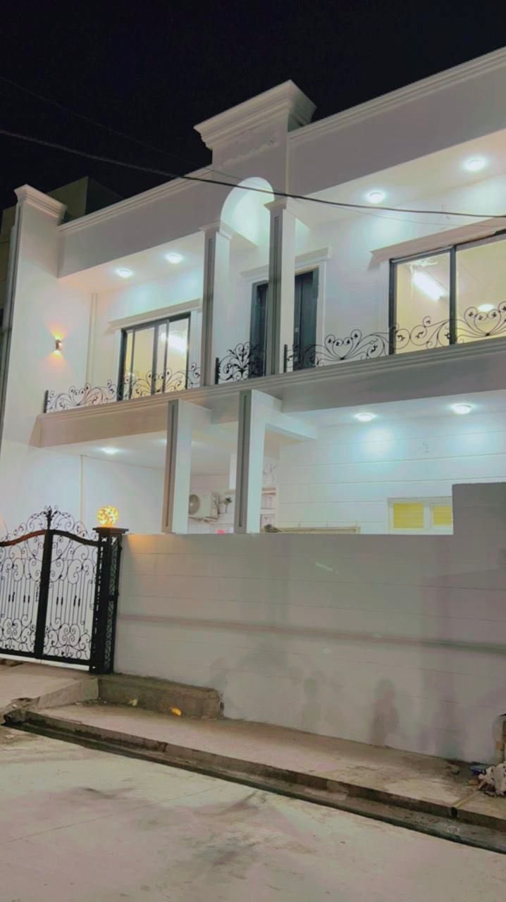 دار للبيع زراعي سند ٢٥ اوراق كاملة ومضمون

♦️المساحة ١٠٥ متر مربع واجه 10 متر شارع تبليط 10 متر خدمات فول منطقة جداً راقية وهادئة
الدار طابقين واجه ملكي بناء حديث 

♦️الموقع كركوك حي الواسطي خلف  بنزين خانة عقبه بن نافع وقرب مجمع مودرن ستي 

يحتوي الدار الطابق الأرضي على غرفة و استقبال ومطبخ وهول وصحيات داخلي وخارجي 

طابق ثاني غرفتين نوم ومخزن وبيتونه وصحيات 

💵💵السعر مناسب  ع الأتصال لطفاً💵💵

 1- التعامل يكون مع صاحب العقار الشرعي
2- المكتب  وسيط بين الطرفين ولحفظ الأجراءات  القانونية والتأكد من صحة العقار قبل تسليم اي مبلغ بأشراف قانوني 
——————
3- الرقم الخاص بالمكتب للأتصال ***********
—————
4-موقع   المكتب كركوك حي الواسطي 
سايدين العمارة الخضره مقابل شقق الغاز               ومجاور دكتورة سلوى البياتي 
 🏦مكتب سُلطان العقار 🏦 
 بأدراة أستاذ سيف 
 للأتصال ***********
✅نستقبل جميع عروضاتكم السكنيه والتجاريه في كركوك 💯والترويج لها عبر الصفحه الخاصة بالمكتب
للأستثمار والتطوير العقاري  معنا نحو الأفضل المكتب مجاز من غرفة تجارة ونتعامل بأشراف قانوني
