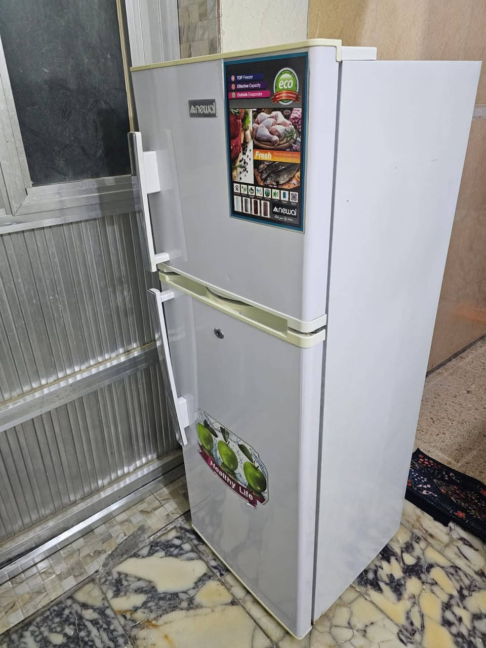 الماركة: Newal
🔹 النوع: Refrigerator (ثلاجة منزلية)
🔹 الموديل: RFG-278-01
🔹 السعة:
252 لتر (حجم متوسط – مناسب لعائلة صغيرة إلى متوسطة)
🔹 الكهرباء:
الجهد: 220–240 فولت
التردد: 50 هرتز
القدرة الكهربائية: 120 واط
التيار: 1.1 أمبير
 9 قدم مكعب (تقريبًا)
السعر : 150


**إذا كنت صاحب هذا الإعلان وتريد حذفه لأي سبب، رجاءا أرسل رسالة إلى الدعم الفني**
