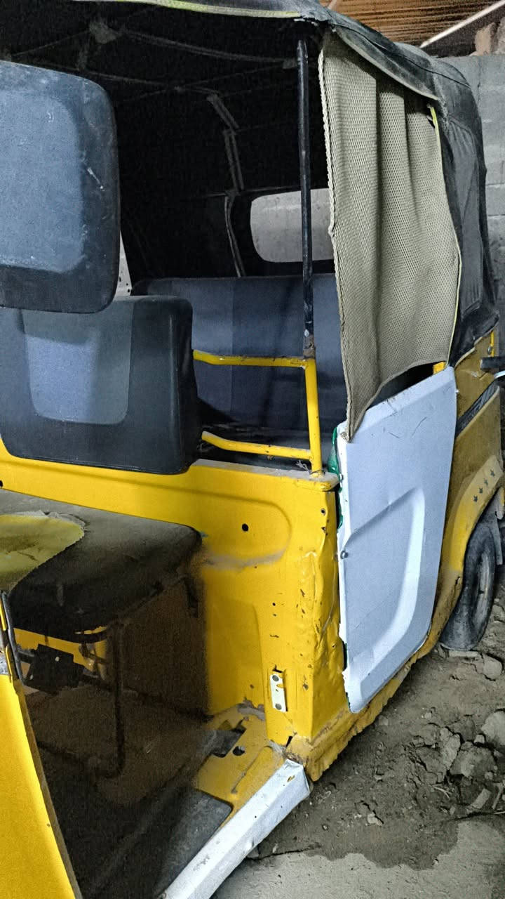 سلام عليكم تكتك تي في اس موديل 19المكينة مجفتة لا تنقيص ولا تبخير وبيهة ضربة بل صفحة مثل ما موضح بل صور بس الاكسل كايم السعر 3300وبيهة مجال الطيبين رقم ***********
