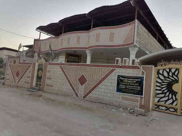 مكتب عقارات الاكرم 
ابو احمد المياحي
‼️بيت للبيع 🏡
📐مساحة الارض 400 م واجهة 20 ونزال 20 والبناء 📐مساحة 224 
طابو زراعي ملك صرف 23
📍العنوان شط العرب نزلة نهر ابو الزوري گاع بيت صجم  وكافة الخدمات متوفرة
بناء البيت 2019 بناء طابوق درجة اولى طابق واحد 
🔴 التفاصيل 3 غرف وهول عدد 2 واستقبال ومطبخ وصحيات  داخلية وخارجية 
مع حديقة وگراج واجهة المنزل نقش حجري
الاتصال على الأرقام
***********
***********
***********

الكل
