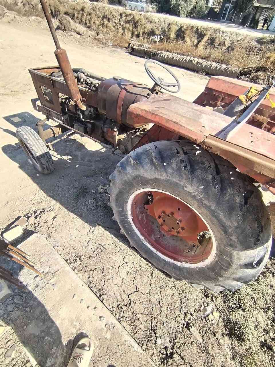 #مكينة للبيع
السعر 2700 وبيه مجال ببسيط
الرقم ***********
موديل 1988
