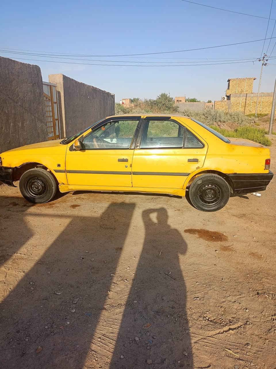 السلام عليكم عندي بيجو رقم بغداد سياره جاهزه مكينه وكير كفاله السعر13 وبيه مجال الطيبين المكان الشطره ***********مراوس عادي
