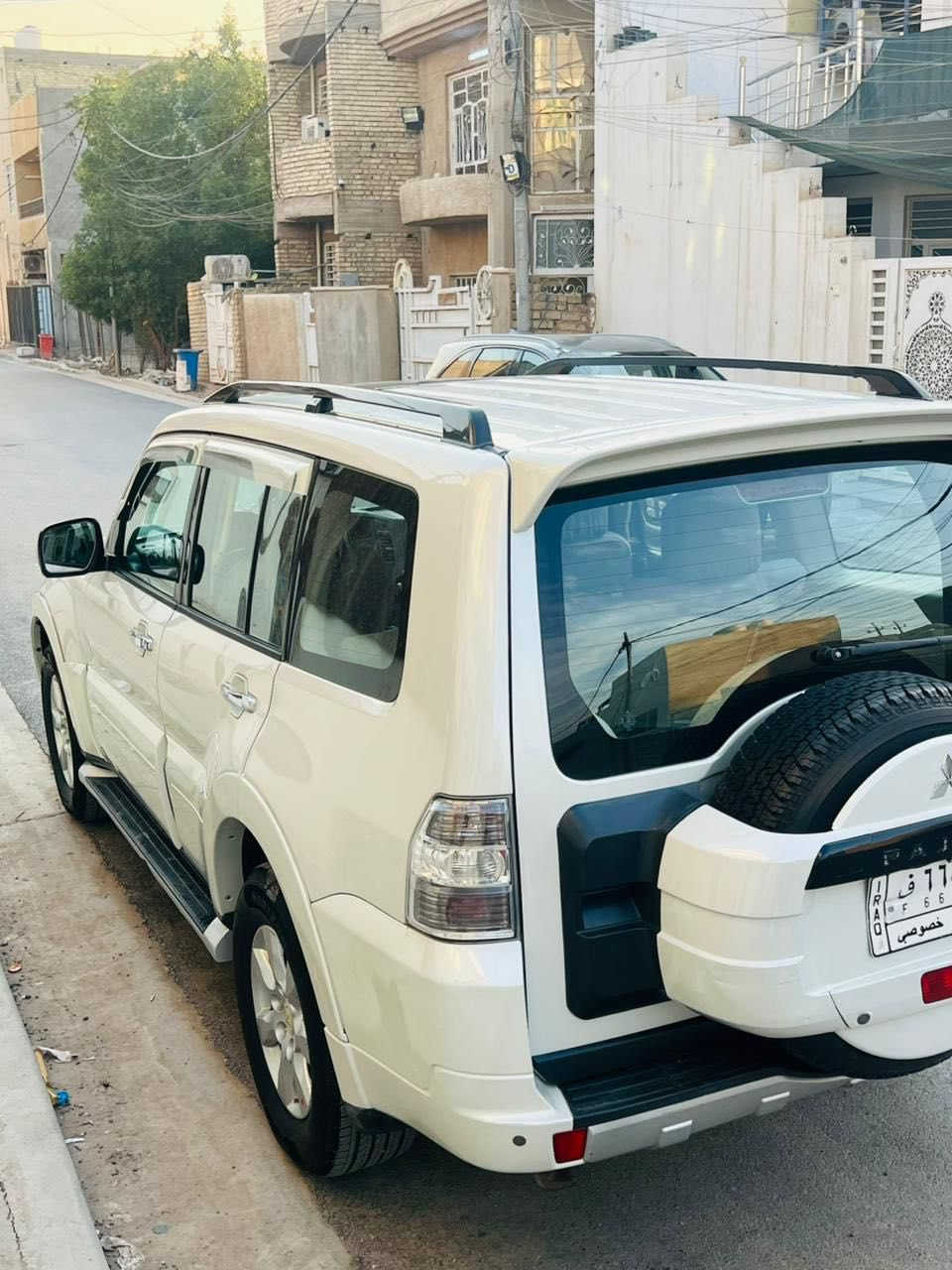 السلام عليكم 
باجيرو حبتور 2014 
بيهة صفحة صبغ +بداية خيط تبخير +
المكينة مجفتة
السيارة حلوة ونضيفه رقمهة بغداد 
السعر 130 مع المجال
الرقم ***********
