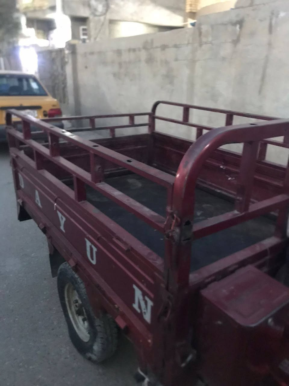 السلام عليكم ستوته دايون موديل 17 طالعه بل 18 مكينه صقر 3 براغي  تشغل سلف و هندر مكينه ناعمه  سعر مليون و ميه بيه مجال مكاني بغداد المعامل ***********
