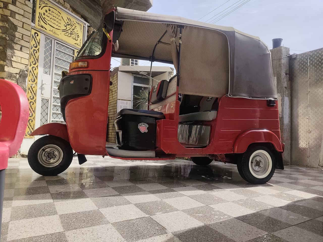 سلام عليكم تكتك 18رقم وسنويه بيه مكينه 20تكتك لكشر مكفول بس دوس معمره وبيه تكحيل بصيط ما متواجد ع نت ***********
