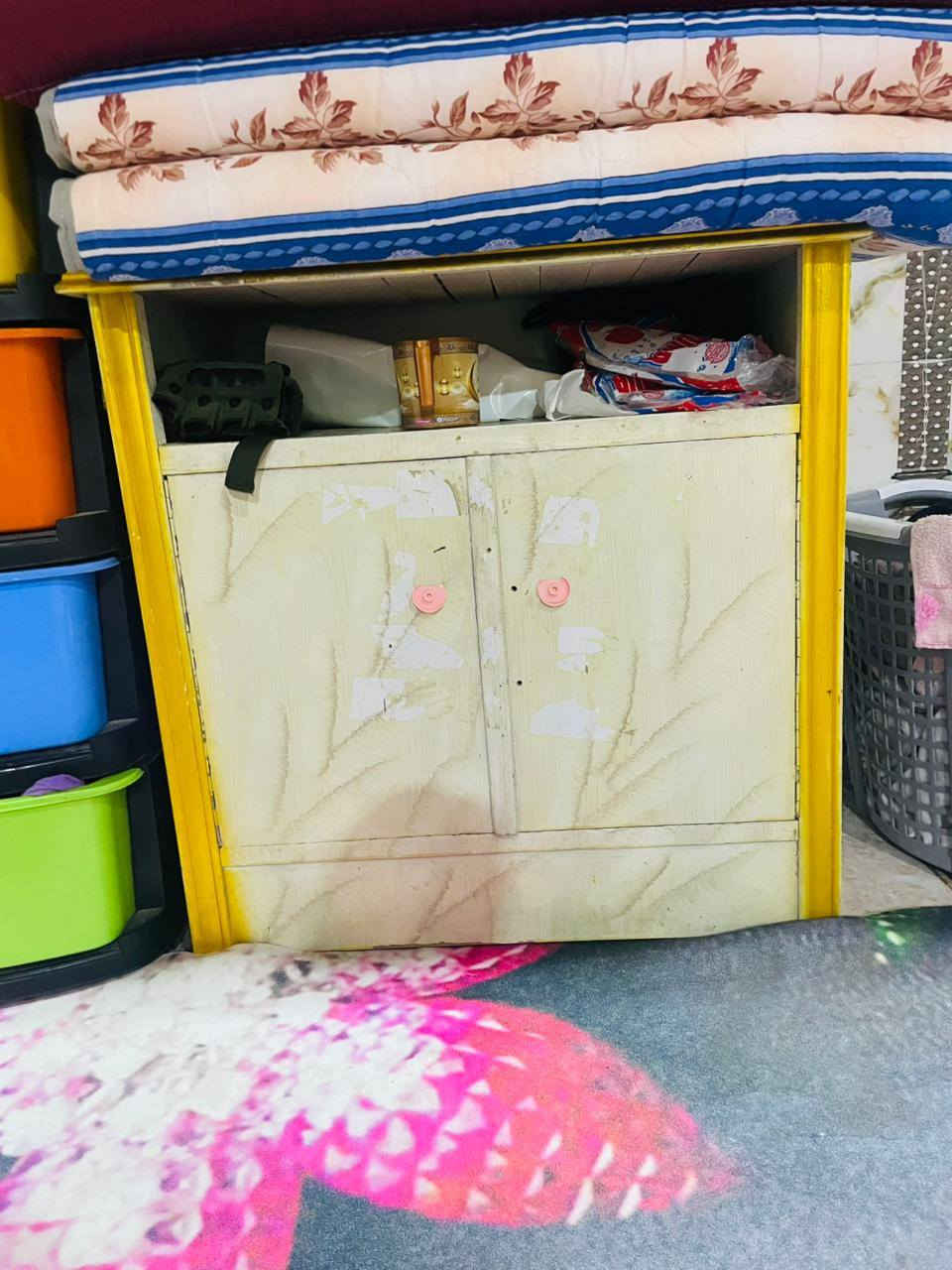 غرفه للبيع
غرفه للبيع عراقيه مثل ما تشوفون نضيفه بيها بعض الملاحضات البسيطه عنواني الگرمه الشلهه وهذا رقمي ***********
السعر 800 وبيها مجال
