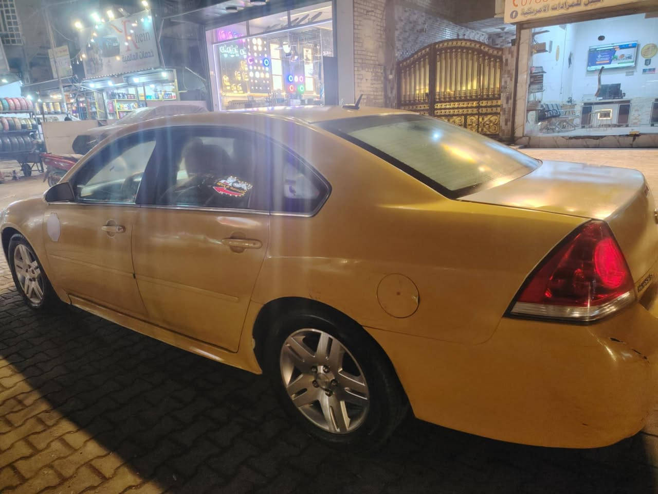 سلام عليكم امبالا موديل 2013 محرك 3600 محرك جديد شاده قبل شهر تدفئة تبريد شغال حادثها بالجنطة رقم بغداد انكليزي تحويل ثاني يوم مكلف بالنشر هذا رقم صاحب سياره
 ‏‪0771 635 0410‬‏
