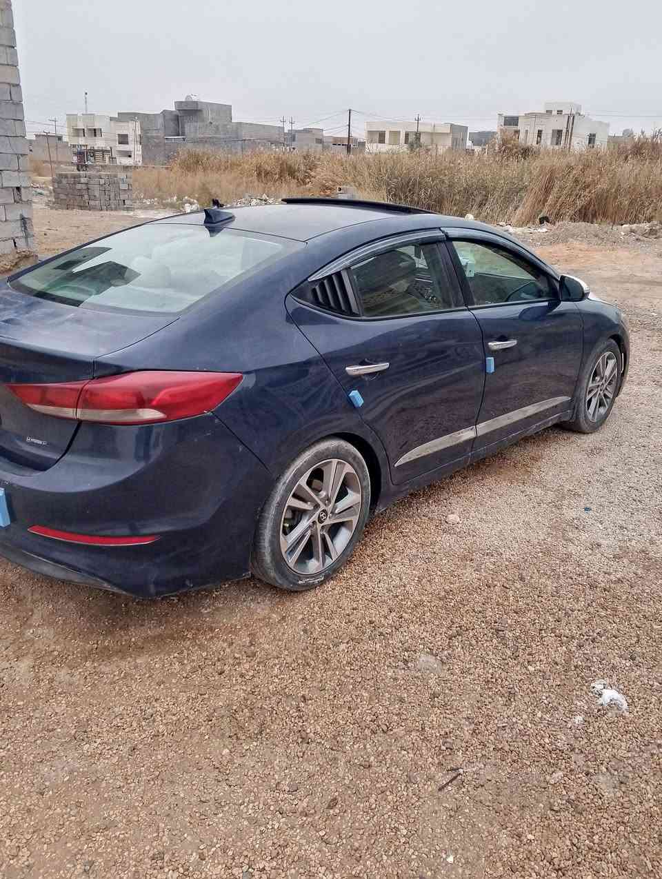 سلام عليكم للبيع النترا موديل 2017 كندي رقم اربيل بسم عربي تحويل مباشر  فول مواصفات 1/1 بصمه تشغيل بصمة ابواب فتحه تحكم جهتين تدفئه وتبريد بالكشانه وبعد بيهه اهواي مواصفات مكينه 2000دوش سياره بيهه ابراس البنيد طخه وشويه بالباب الوره السايق ورصعه بصيطه بالچاملق الخلفي بدون دواخل شواصي تكم لغود كله شركه مكان الرمادي السعر 105 وبيهه مجال ورجائآ الموشراي لايتصل رقم الهاتف ***********
