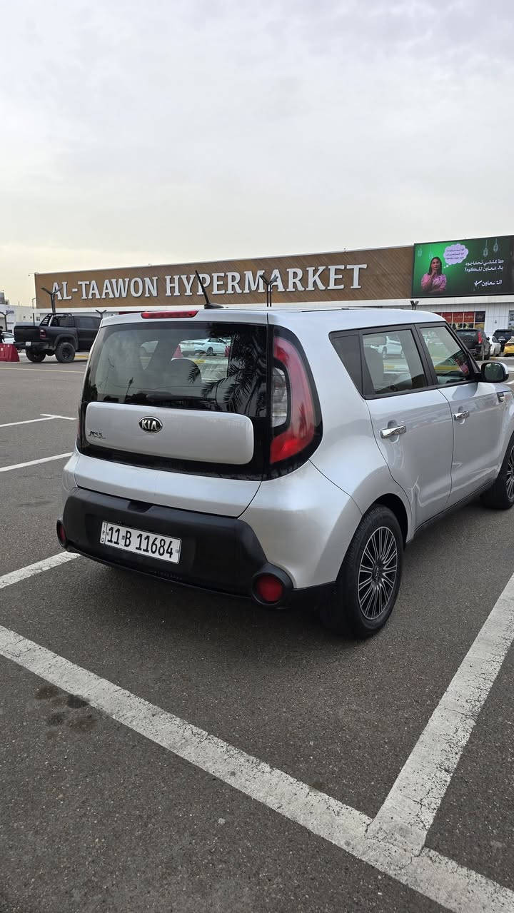 سلام عليكم
كيا سول 2014 
وارد امريكي 
ماشيه 162mi 
مكينه 1600
صور الحادث منشورة 
بيهه ايرباك دركه فقط 
رقم بغداد تحويل ثاني يوم
تبريد شغال مابي مشاكل 
للاستفسار ***********
السعر 100
