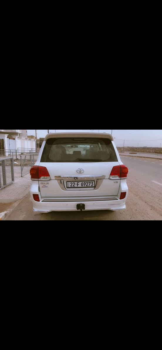 السلام عليكم 
لاندكروز  GXR بريم 2015  V8 
مكفوله كفاله عامه عدا البارد الموضح بالسونار 
للاستفسار على الرقم ***********
