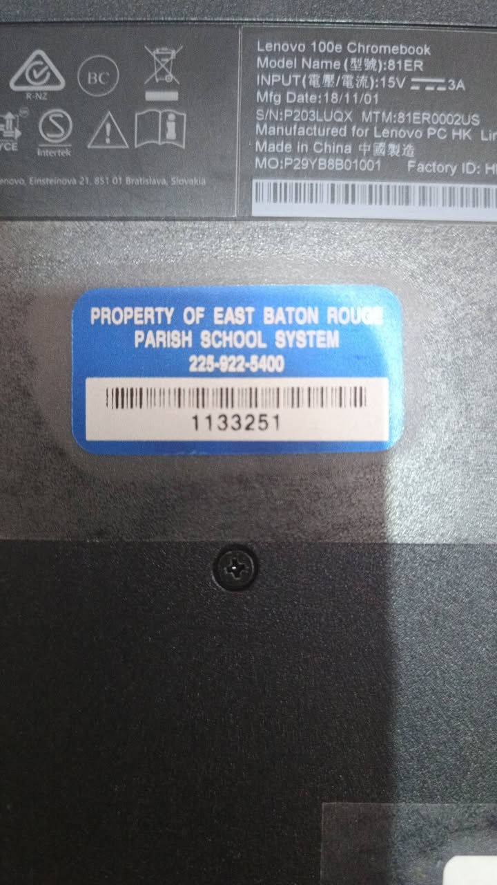 لابتوب لينوفو حجم 12 شغال مابي اي عطل عربي وانكليزي للاستفسار الاتصال على الرقم *********** السعر 100الف وبي مجال بسيط مكاني سلمان باك
