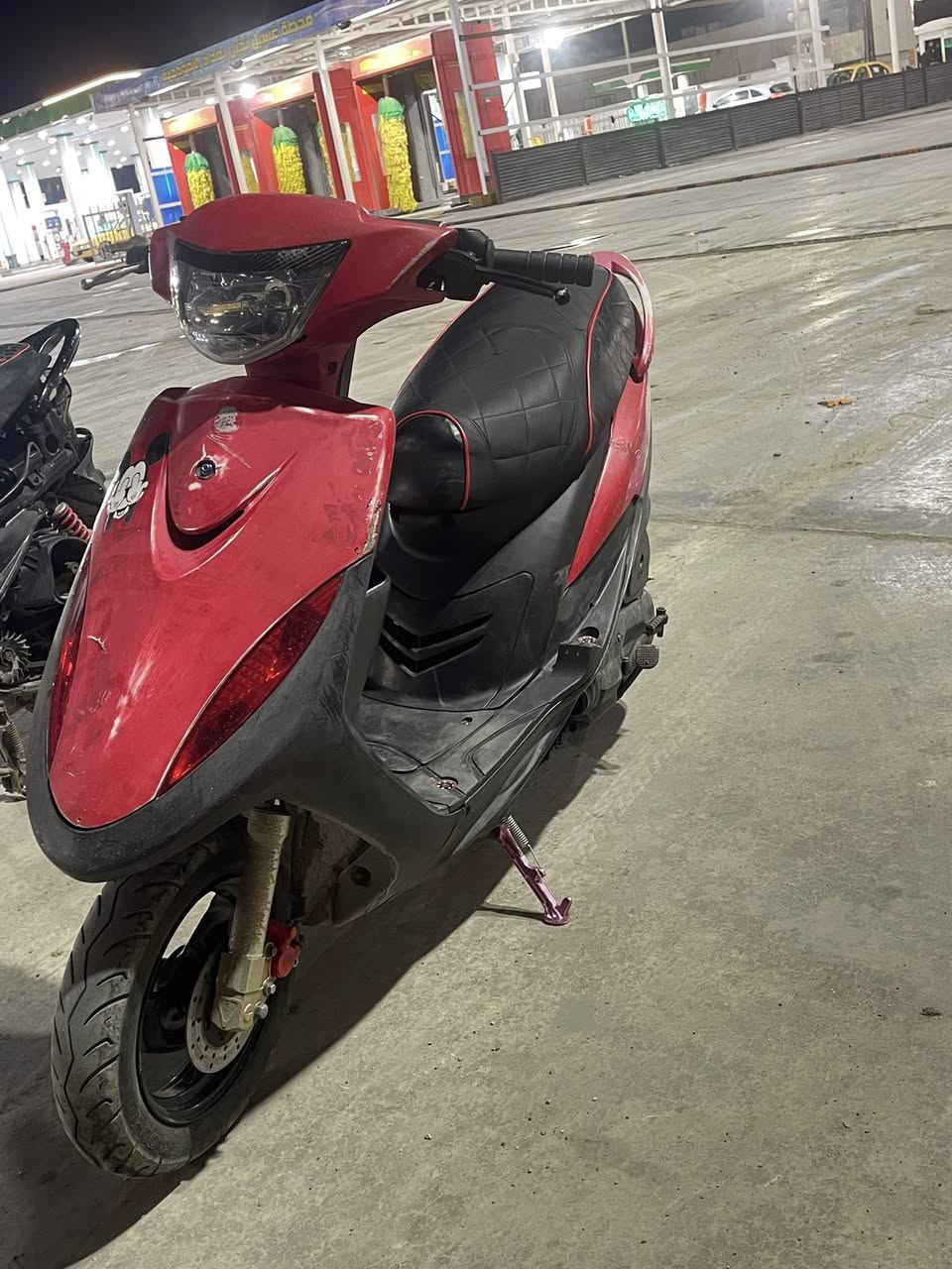 السلام عليكم عدله للبيع او مراوس بلاديه برغي مامفتوح بيهاا كامله من كلشي اي نقص مابيهاا شلعه ومعدل تخبل كهربائيات كلهاا كامله السعر 850  بيهاا مجال او مراوس مكاني بغداد الغزاليه ***********
