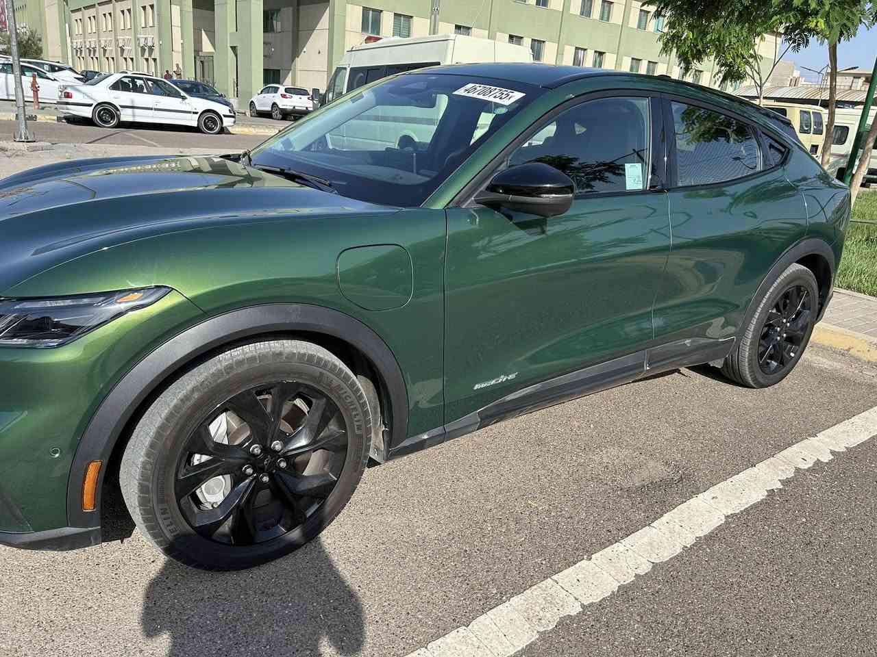 موستانك ماك موديل ٢٤ ماشية 4000 زيرو بعدها خليجية . كهربائية بالكامل سعرها ٤٥ مليون وبيها مجال للاتصال *********** واتس اب
