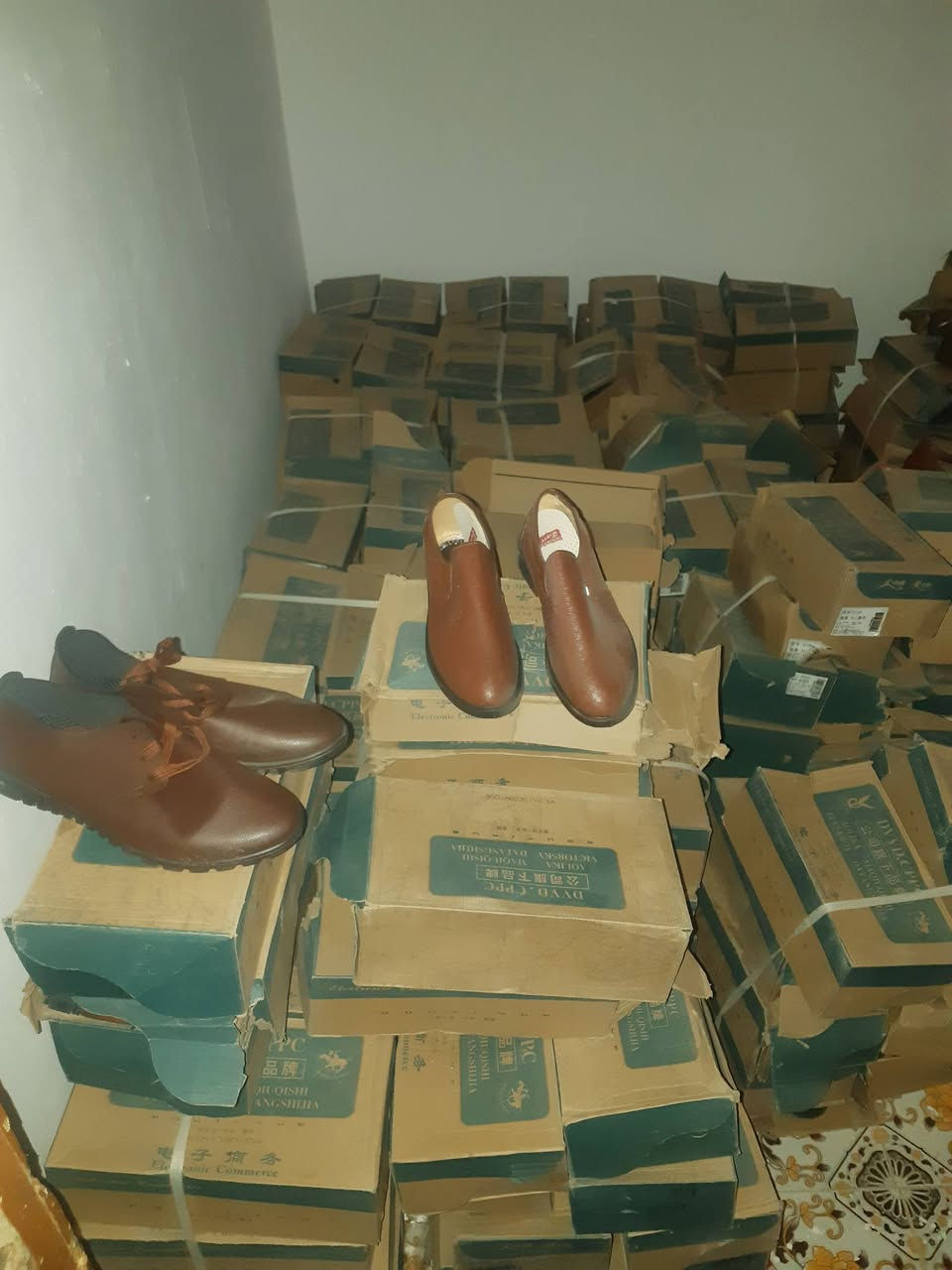 اغراض للبيع  اسعار مناسبه  مكلف بالنشر  اتصل على الرقم
***********
