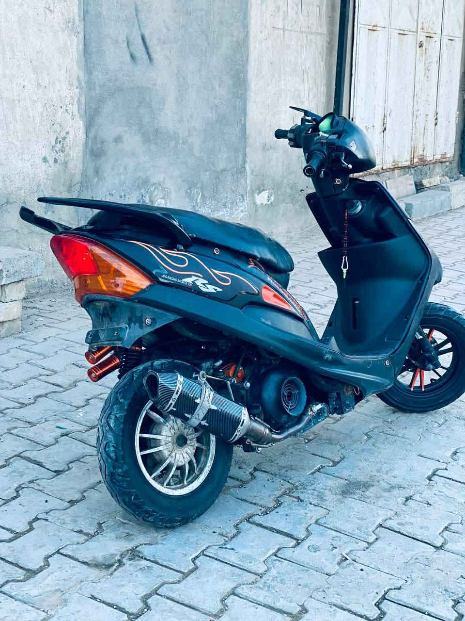 سلام عليكم ماكس عدلة 55
دراجة بيها تزويد
صالنصة كاربون 
ويالة
كفرات اربع ولفات
شلعة شك الكاع 
دراجة عوزهة بس سلف 
سعر خاص 
‏‪***********‬‏
مكان كوت حي الجهاد
