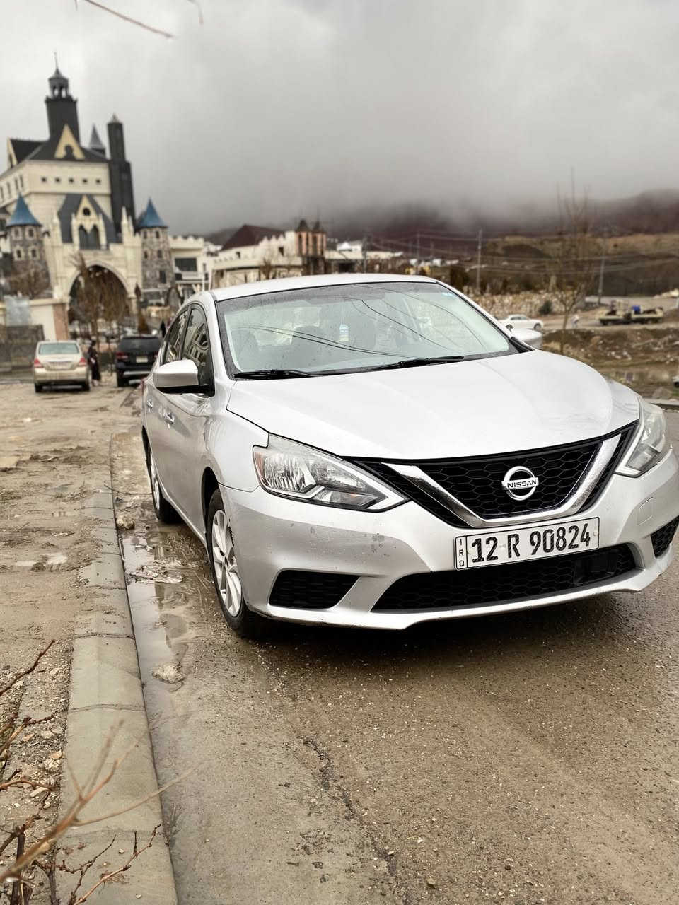 سلام عليكم
سنترا 2019 لبييع 
رقم نينوى جديد 
صبغ جاملغ وباب فقط 
محرك وكير بشرط 
السعر 120 وبيها مجال 
التواصل علا الواتس ***********
