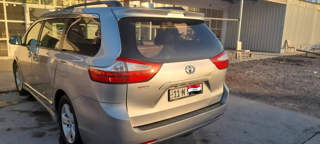 #مكلف_بالنشر
السلام عليكم ورحمة الله وبركاته 
#للبيع_تويوتا_سينا 2019   
#ضررها_مرفق_بالصور
#بيها جاملغ الأيسر بالعراق وموجود الجاملغ الاصلي مالتها.
#ماشية_500 الف كيلو
#السعر 23$الف وبيها مجال 
#رقمها_بغداد الرقم الجديد 
#للاستفسار 
#الاتصال ‏‪***********
