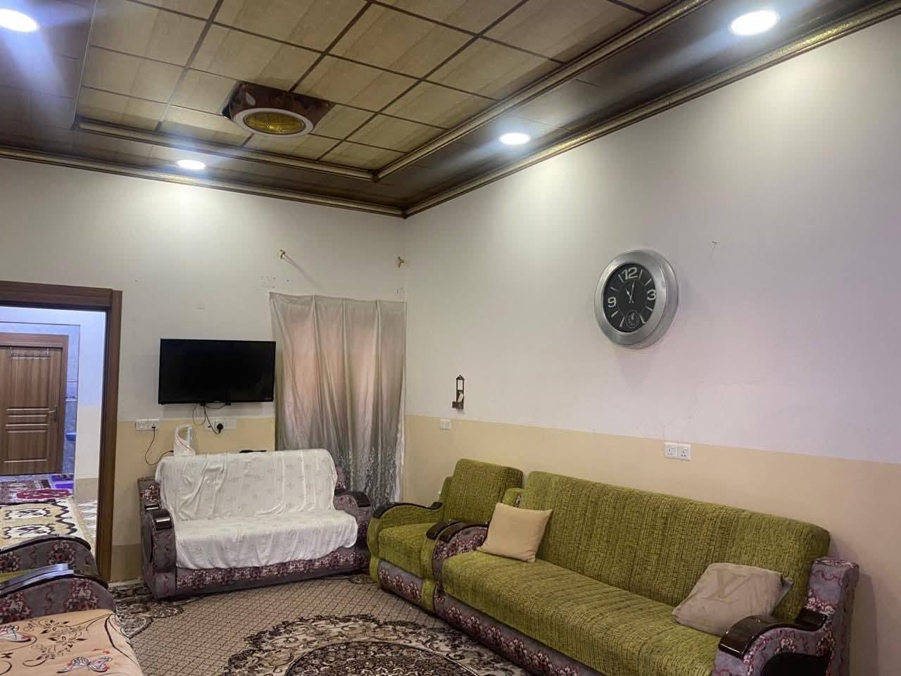 دار للبيع

موقع: واحد اذار قرب فلكه اولا شارع 20متر 

مساحه: 100م +فظله60م واجهه 8م

بي وارد شهري 500 

السند :طابو صرف 

——————————————————————————

للاستفسار اتصال ع رقم 

***********

***********
