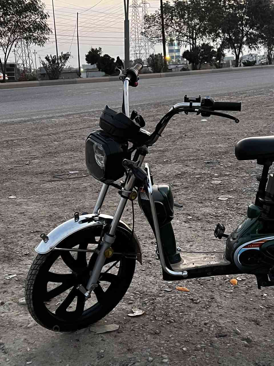 بايسكل شحن للبيع  مابيه اي نقص ***********

سعره 400 او بيه ماجل
