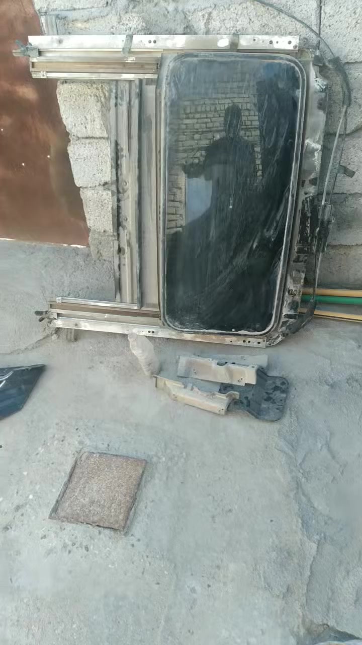 السلام عليكم عدي ام كراند وعدي شباج وسلايت وتنته موجودات عدي ستفسار على هاذه رقم *********** مكان الناصريه
