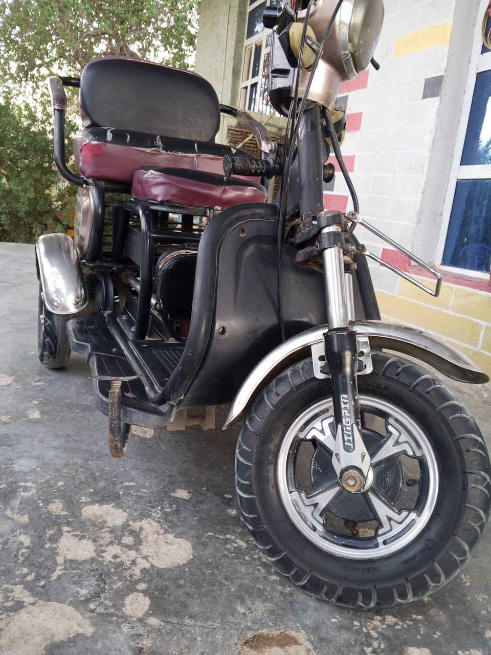 السلام عليكم دراجه مال معوقين للبيع بطاريات جديده اي نقص ما بيها والاتصال على هذا الرقم ***********
