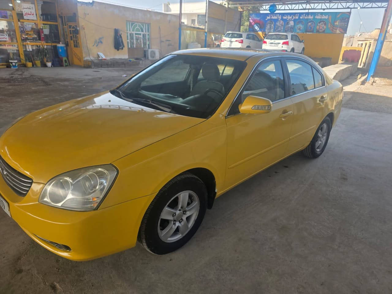 لوتز 2008 رقم تجف دولي مصفره هيئه وغرامات جاهزه من كل شي محرك جديد تبريد شغال بيها فقط جاملغ امامي تبديل مكفوله من الضريه  السعر 90 بيها مجال مكان السيارة ديوانيه شاميه تفاصيل أكثر ***********
