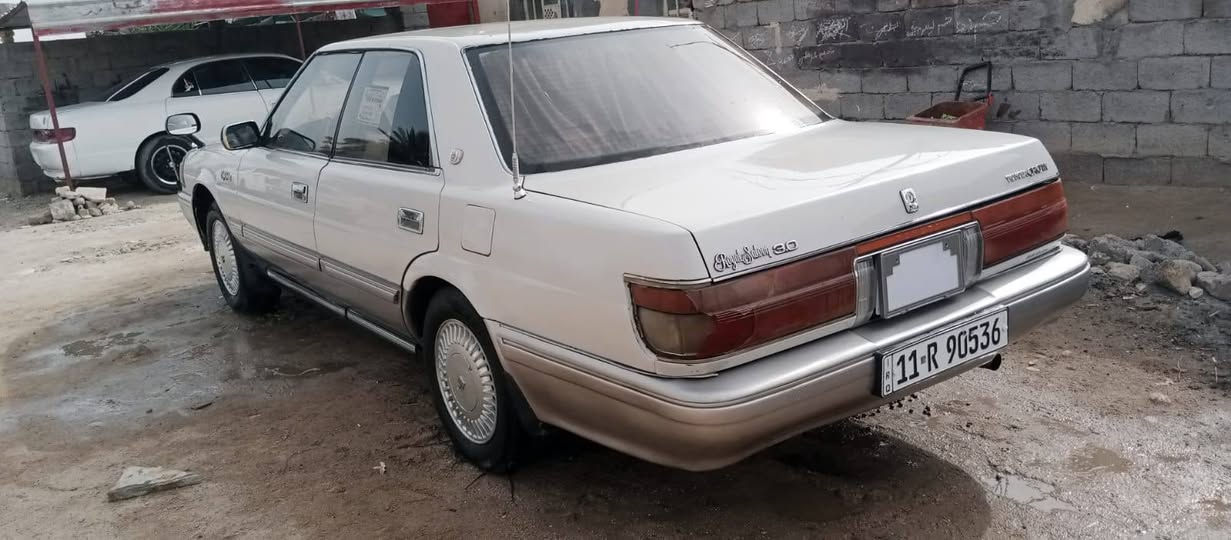 السلام عليكم هارتوب للبيع سياره جديده كفاله عامه مصبوغه جماليه محرك فيف
تي 2500 سيارهه جاهزه  تايرات حداديه مكينه خيره من الله مكانه ذي قار الغراف سعر 47 وبيها مجال***********
