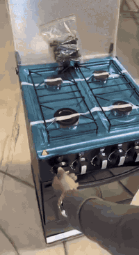 طباخ اربع عيون مع فرن تحكم اعلى اسفل نوع ممتاز  قياس 55 مع ضمان سنه مت...