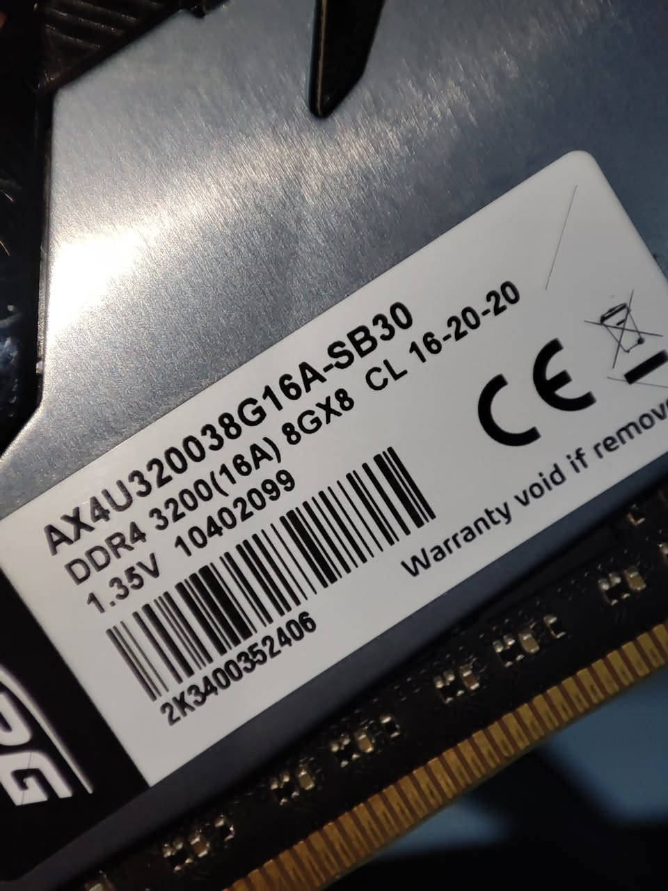 السلام عليكم

🔧🧩 رام DDR4 :/

▫️  RAM:/ { ADATA XPG  8GB ( 1x8GB ) DDR4  3200MHZ  }
▫️  (  CL16 ) 

💰 السعر: 47,000 دينار عراقي مع التوصيل 🔒
📍 مكاني: بغداد - الأعظمية
📞 رقمي: ***********

