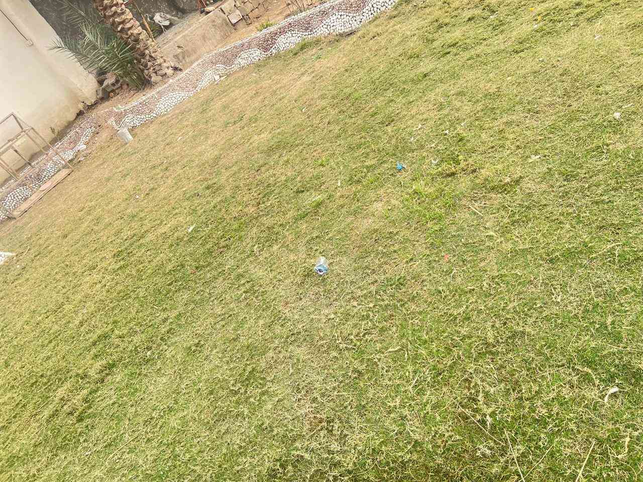 دونم للبيع يحتوي على دارين في منطقة الدخانية قرب إذاعة كربلاء للاستفسار ***********
