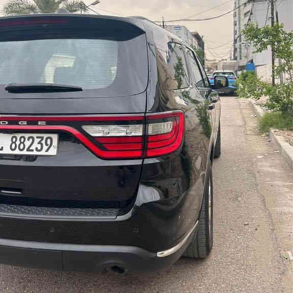 السلام عليكم دورنكو 22sxtستة سلندر ماشية37مايل بعدهة زيرو  السيارة خير من الله جديدة وحادثهة جداً صطحي مال امريكة مرفق مع الصور السيارة صافية لا شخوط ولارصعات مال جناي وعل وضعهة البلادي تبريد ثلج وسيارة مداريهة للأمانة بانزين محسن وسوبر ودهن درجة اولة  ترايك زيرو رقمهة اربيل ثاني تتحول بسمك او وكالة بكيفك السيارة ع وضعهة البلادي وبلعافية ع الياخذهة ***********
  
***********
سعرهة 27يعني دفترين وسبعين ورقة
