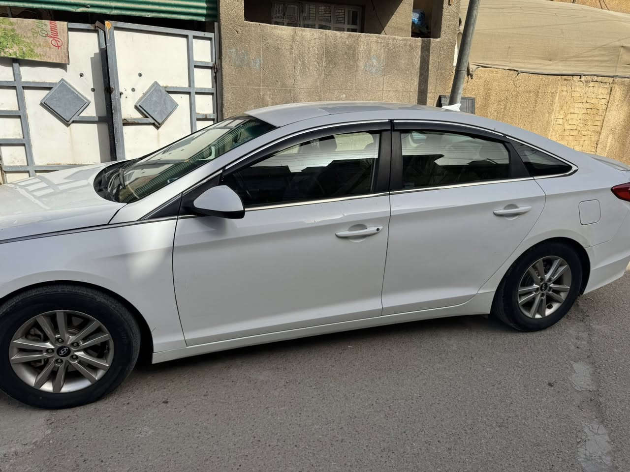 السلام عليكم سوناتة 2017 اربيل بأسمي حادث السياره مثل ما موضح بالصورة السعر 115وبيها مجال للشراي بكان السيارة بغداد رقم ***********
