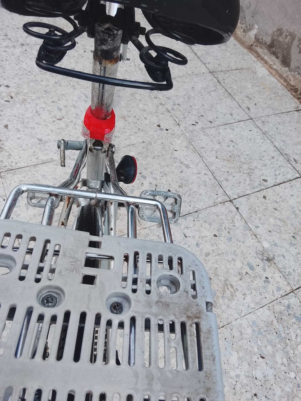 بايسكل حجم 26نضيف حيل مبي شي بريك شغال ويا السيده الثانيه عوزه جاملغات السعر 60بي مجال قليل


**إذا كنت صاحب هذا الإعلان وتريد حذفه لأي سبب، رجاءا أرسل رسالة إلى الدعم الفني**