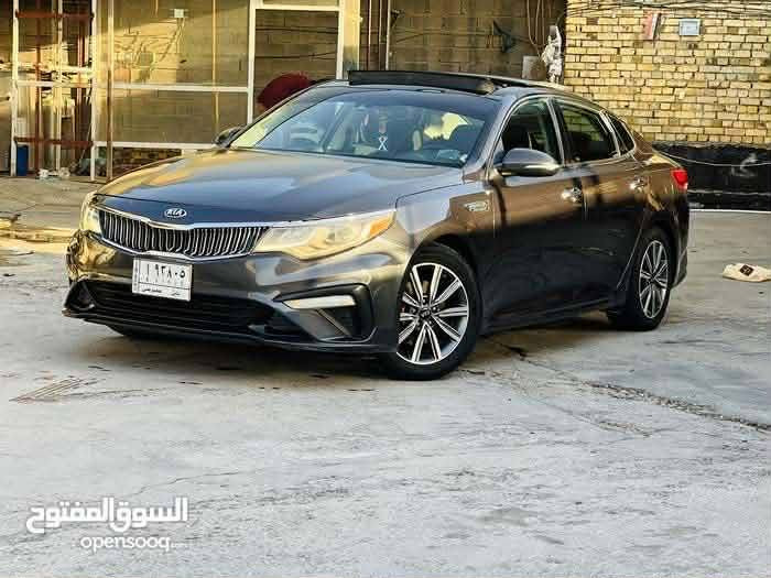 السلام عليكم
اوبتما ٢٠١٩ فول ماعدا البصمه حادثه موجود وسونار موجود محرك وكير مكفول 
السعر ١٥٠ وبي مجال 
***********
