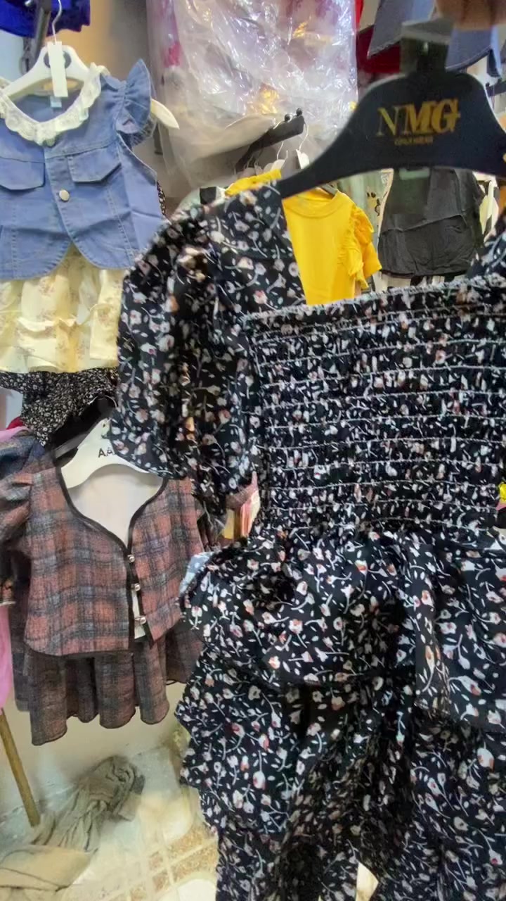 👗💕🛍️بوتيك لاروز👗🛍️💕

موديلات جديده ملابس  واطفال للموسم الصيفي والعيد

🥰🥰🥰🥰🥰🥰🥰🥰🥰🥰🥰🥰🥰🥰
العنوان سوق ال4000
مقابل  حازم العبودي للتسوق المنزلي
توجد خدمة توصيل داخل سبع البور وتوصيل بغداد+ محافظات🚚🚚
للحجز والطلب على الخاص او على الوات ساب
📞📞***********
